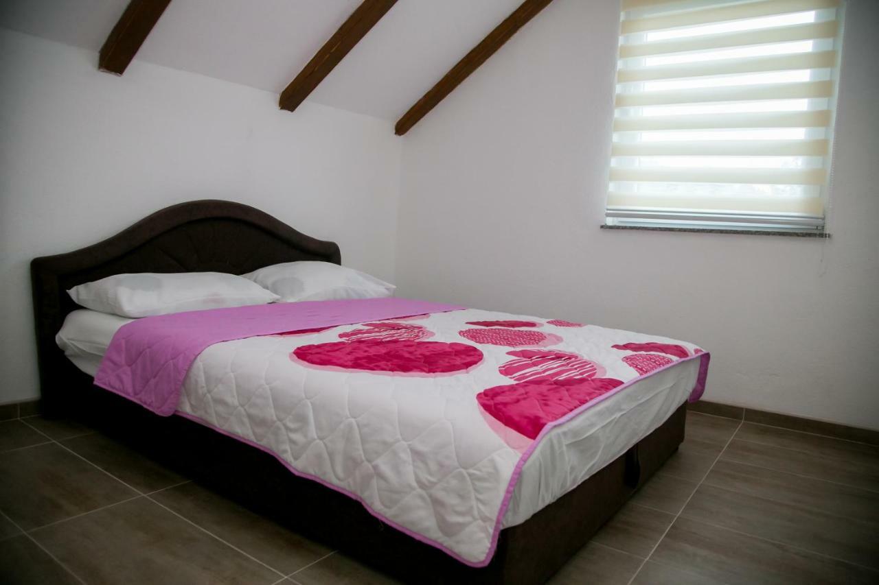 Nektar Park Villa Sara Bihać Kültér fotó